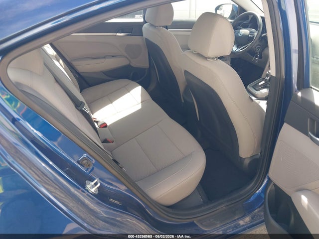 Продажа на аукционе авто 2020 Hyundai Elantra Se, vin: 5NPD74LF5LH616272, номер лота: 45294163