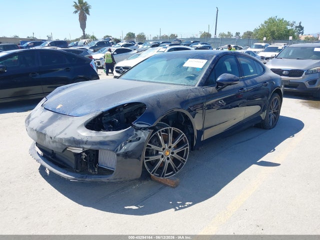 Porsche Panamera 4/4 Platinum Edition/platinum Edition 2023 WP0AJ2A72PL101655 Image 2