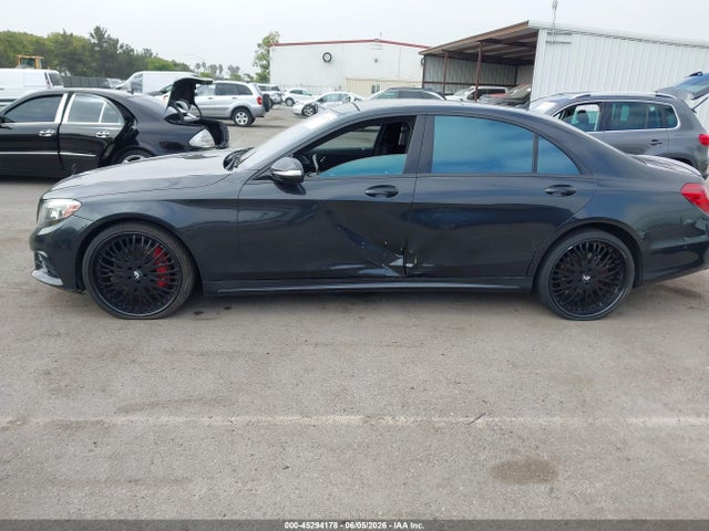 45294178 :رقم المزاد ، WDDUG8CB5FA135234 vin ، 2015 Mercedes-benz S 550 مزاد بيع