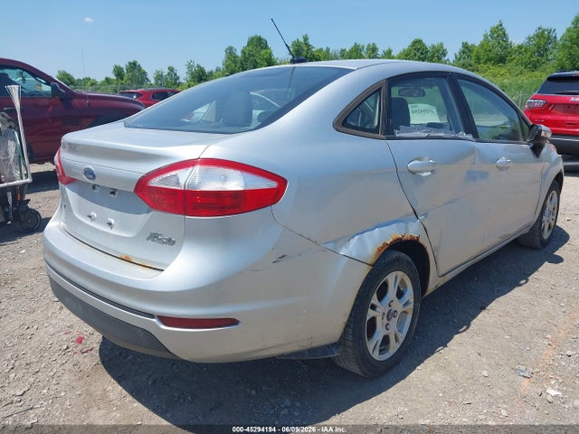 45294194 :رقم المزاد ، 3FADP4BJXGM111632 vin ، 2016 Ford Fiesta Se مزاد بيع