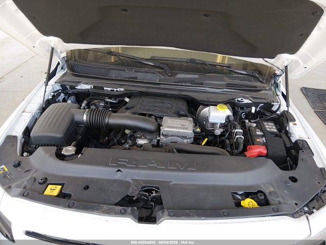 1C6SRFJTXPN674509 RAM 1500 Laramie 4x4 5&#039;7 Box