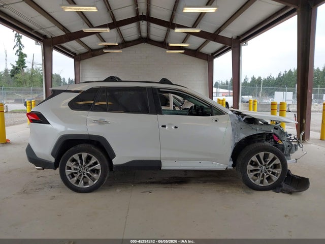Toyota Rav4 Limited 2025 JTMN1RFV3SJ043092 Image 14