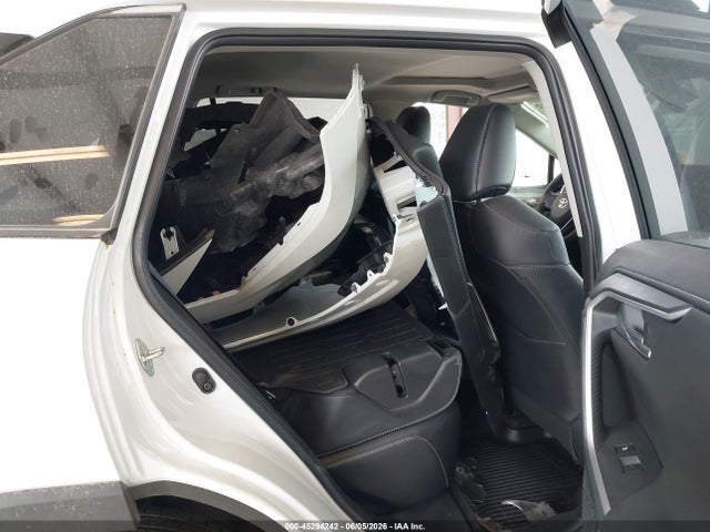 Toyota Rav4 Limited 2025 JTMN1RFV3SJ043092 Image 8