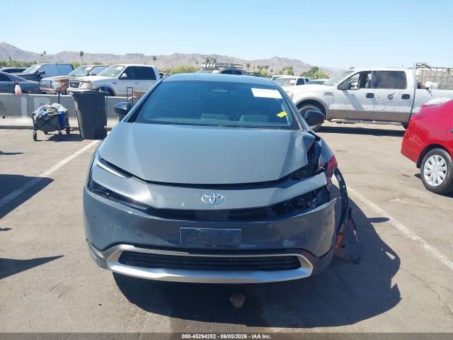 JTDACACUXT3067742 Toyota Prius Plug-in Hybrid Se