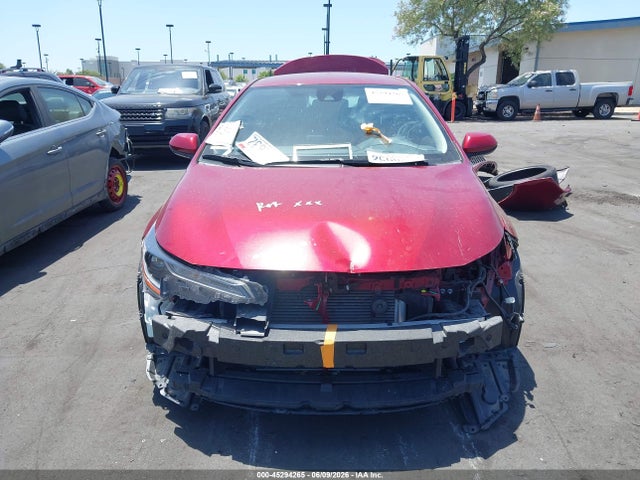 JTDEPMAE2NJ228151 Toyota COROLLA LE