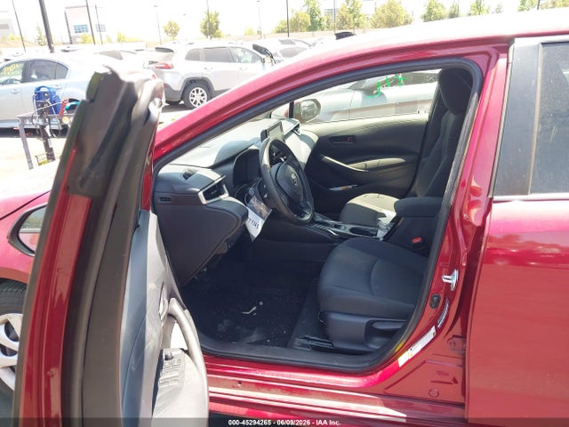 JTDEPMAE2NJ228151 Toyota COROLLA LE