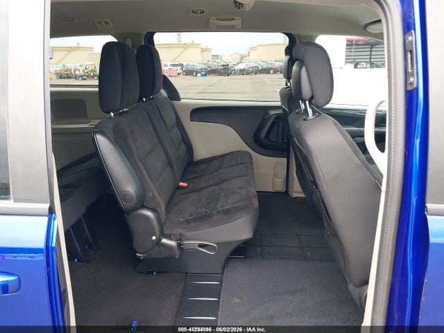 2C4RDGBG4JR238911 Dodge Grand Caravan Se