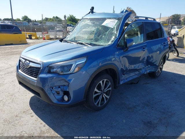 Subaru Forester Limited 2021 JF2SKAUCXMH402386 Image 2