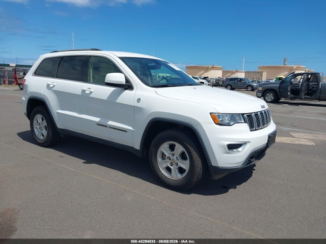 Jeep Grand Cherokee Laredo 4x4 2017 1C4RJFAG0HC719424 главное изображение