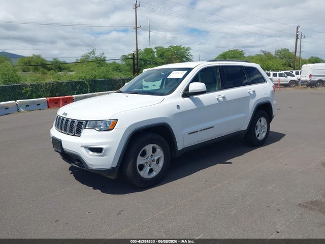 1C4RJFAG0HC719424 Jeep Grand Cherokee Laredo 4x4