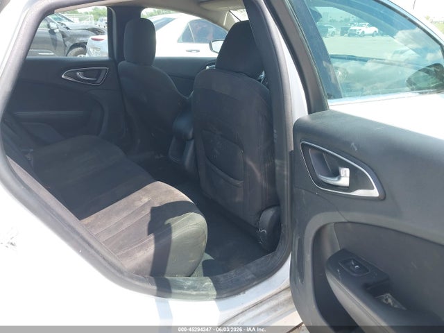 Aukcja sprzedaży 2015 Chrysler 200 Limited, vin: 1C3CCCAB7FN719266, numer aukcji: 45294347