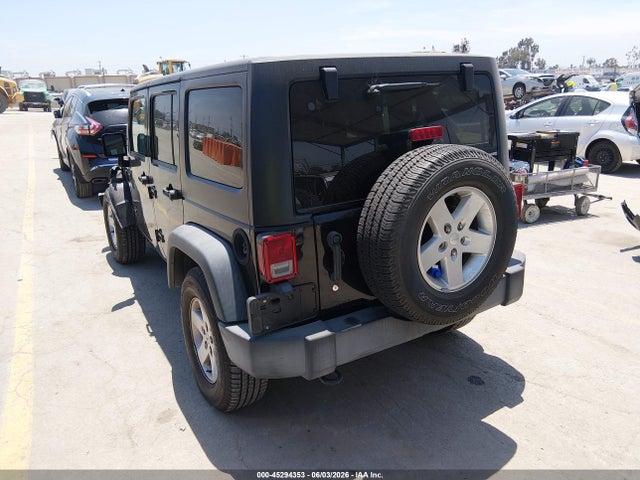 1C4BJWDG3JL862533 Jeep Wrangler Jk Unlimited Sport S 4x4