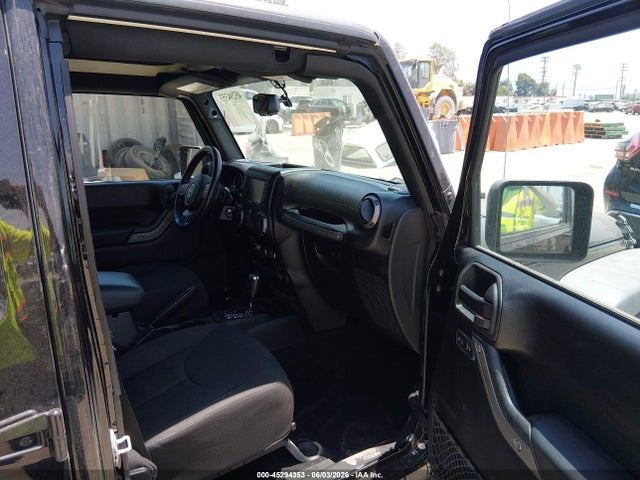 1C4BJWDG3JL862533 Jeep Wrangler Jk Unlimited Sport S 4x4