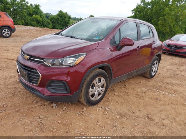 Chevrolet TRAX LS 2017 3GNCJKSB0HL171518 Image 2