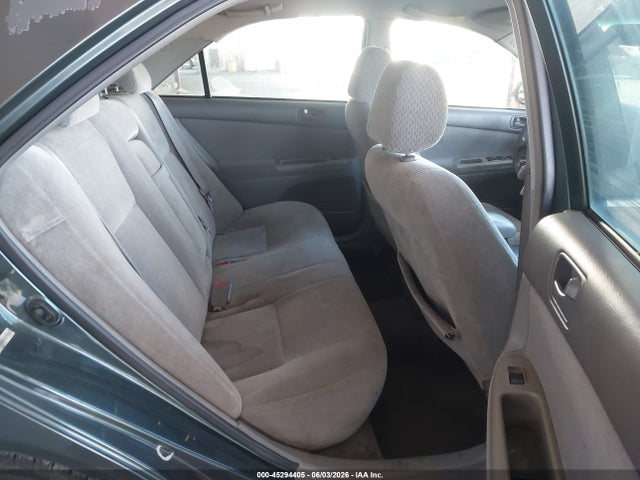 45294405 :رقم المزاد ، 4T1BF30K33U553065 vin ، 2003 Toyota Camry Le V6 مزاد بيع