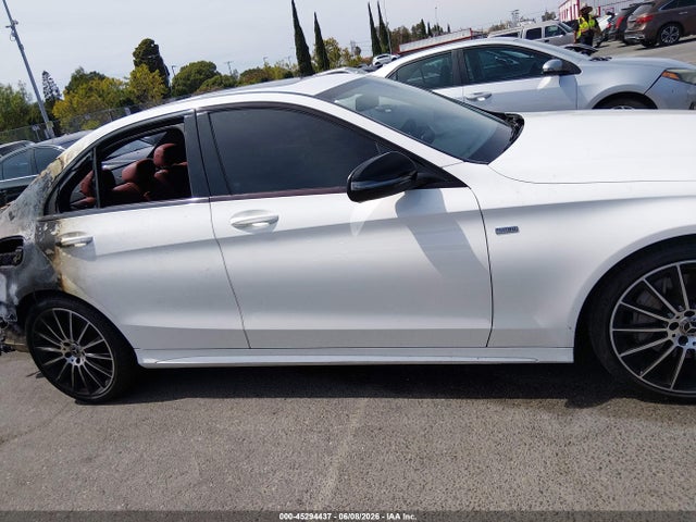 Aukcja sprzedaży 2018 Mercedes-benz C 300, vin: 55SWF4JB4JU281723, numer aukcji: 45294437