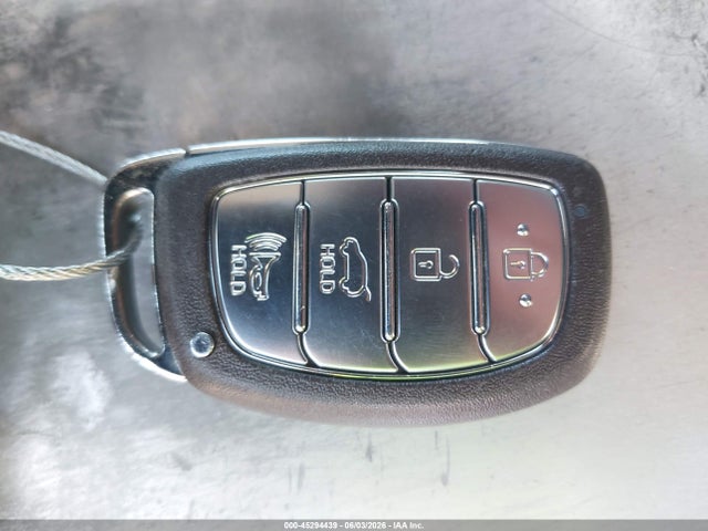 Auction sale of the 2019 Hyundai Ioniq Hybrid Blue, vin: KMHC65LC2KU107539, lot number: 45294439