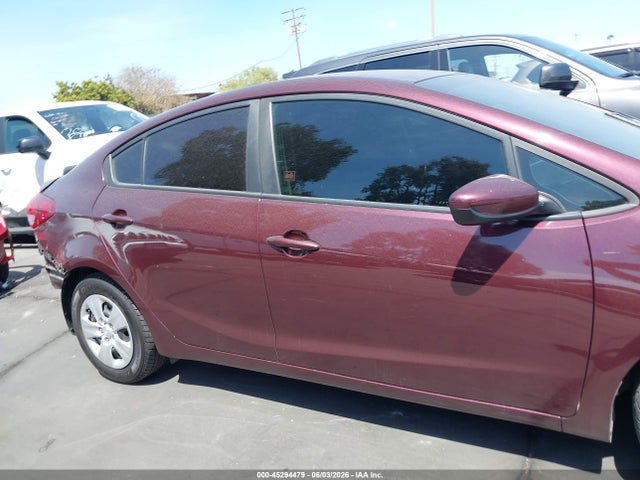 KIA FORTE LX 2018 3KPFK4A73JE169705 Image 13