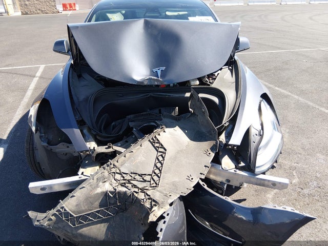 Продажа на аукционе авто 2023 Tesla Model 3 Performance Dual Motor All-wheel Drive, vin: 5YJ3E1EC8PF503133, номер лота: 45294480