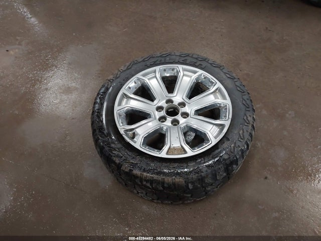 Продаж на аукціоні авто 2018 Gmc Sierra 1500 Denali, vin: 3GTU2PEJ2JG588048, номер лоту: 45294482