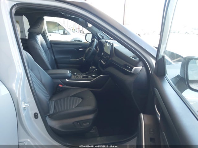Toyota Highlander Xse 2025 5TDKDRBH3SS590778 Image 5