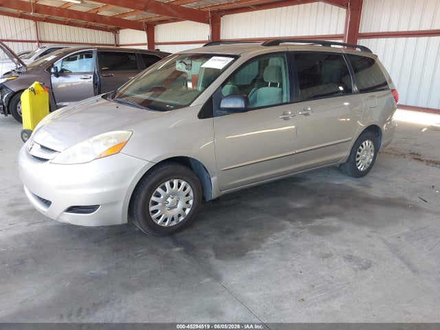 45294519 :رقم المزاد ، 5TDZK23C08S210268 vin ، 2008 Toyota Sienna Le مزاد بيع