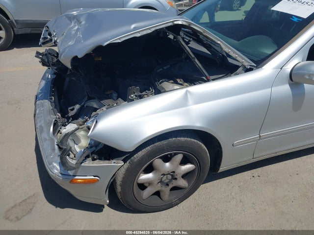 45294525 :رقم المزاد ، WDBRH64JX2F164912 vin ، 2002 Mercedes-benz C 320 مزاد بيع