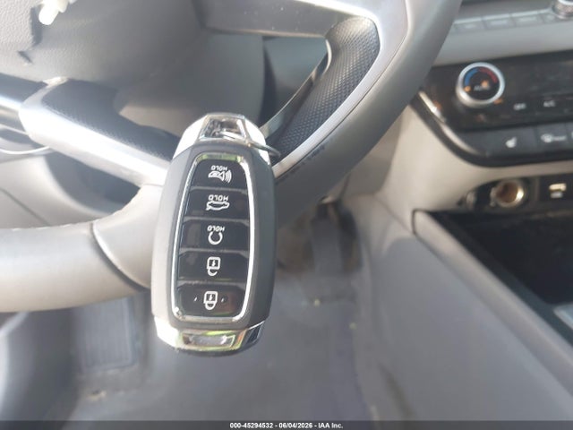 Продажа на аукционе авто 2023 Hyundai Elantra Sel, vin: KMHLS4AG2PU606179, номер лота: 45294532