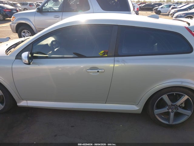 2012 Volvo C30 T5/t5 Platinum/t5 Premier Plus/t5 R-design/t5 R-design Platinum/t5 R-design Premier Plus მანქანა იყიდება აუქციონზე, vin: YV1672MK8C2286941, აუქციონის ნომერი: 45294536