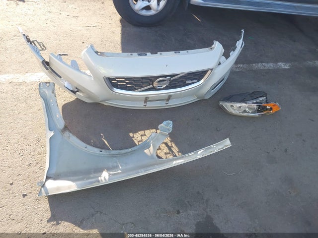 Aukcja sprzedaży 2012 Volvo C30 T5/t5 Platinum/t5 Premier Plus/t5 R-design/t5 R-design Platinum/t5 R-design Premier Plus, vin: YV1672MK8C2286941, numer aukcji: 45294536