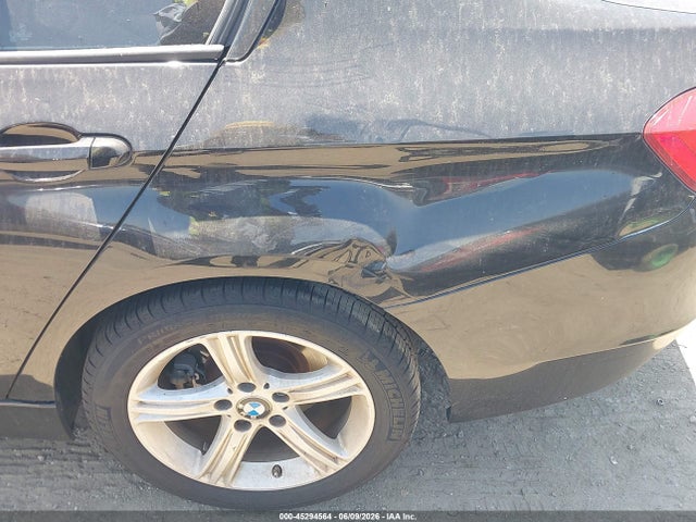 Продажа на аукционе авто 2015 Bmw 320i, vin: WBA3B1C54FP681247, номер лота: 45294564