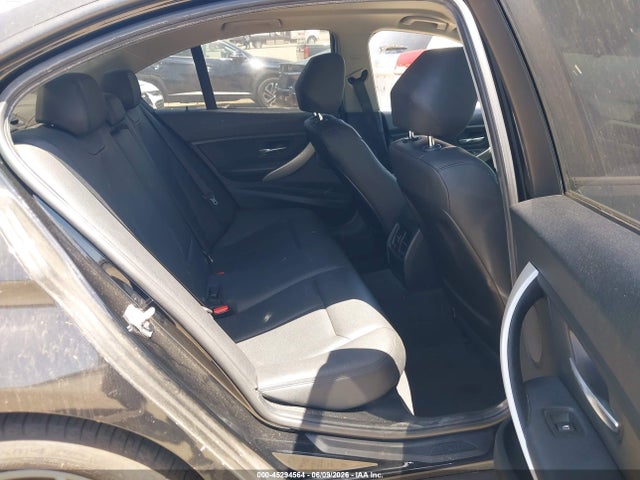 Продажа на аукционе авто 2015 Bmw 320i, vin: WBA3B1C54FP681247, номер лота: 45294564