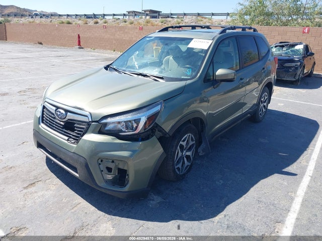 JF2SKAEC7KH492317 Subaru Forester Premium