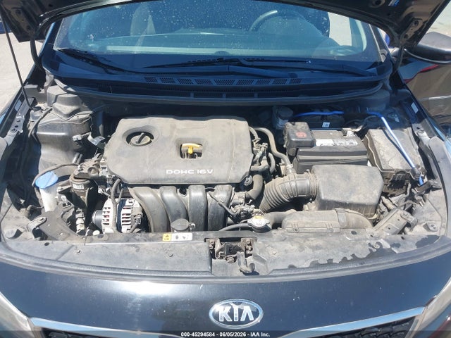 KIA FORTE LX 2017 3KPFK4A79HE120941 Image 10