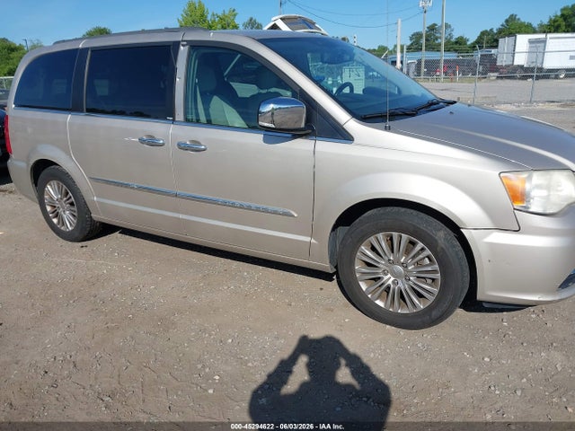 Продажа на аукционе авто 2013 Chrysler Town & Country Touring-l, vin: 2C4RC1CG8DR712233, номер лота: 45294622