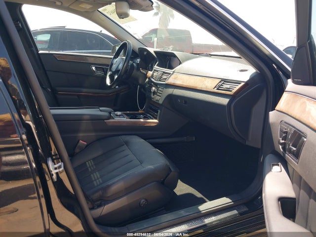 45294632 :رقم المزاد ، WDDHF7CBXAA183979 vin ، 2010 Mercedes-benz E 550 مزاد بيع