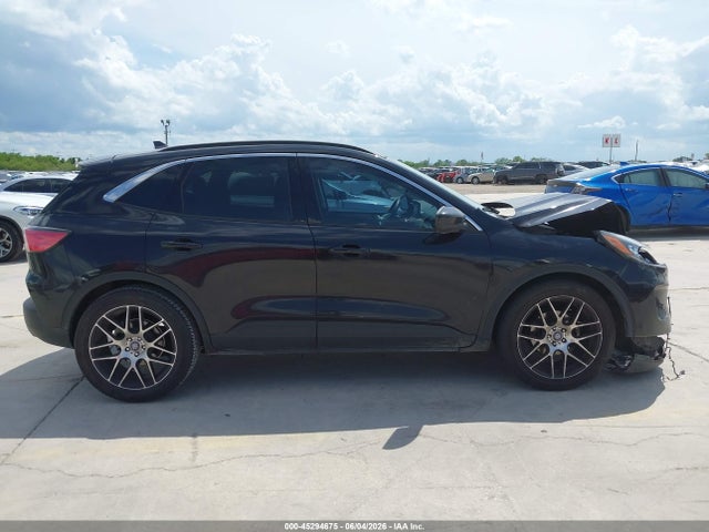 1FMCU0G62MUA37072 Ford ESCAPE SE