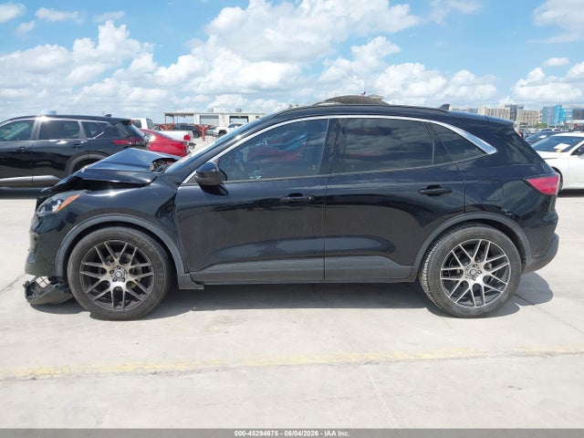 1FMCU0G62MUA37072 Ford ESCAPE SE