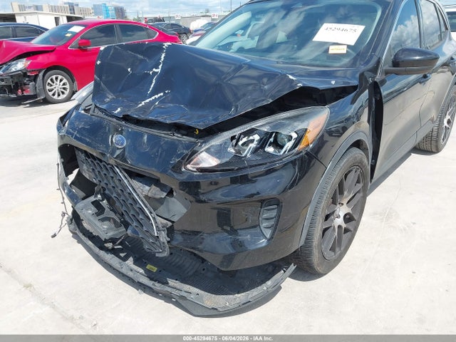 1FMCU0G62MUA37072 Ford ESCAPE SE
