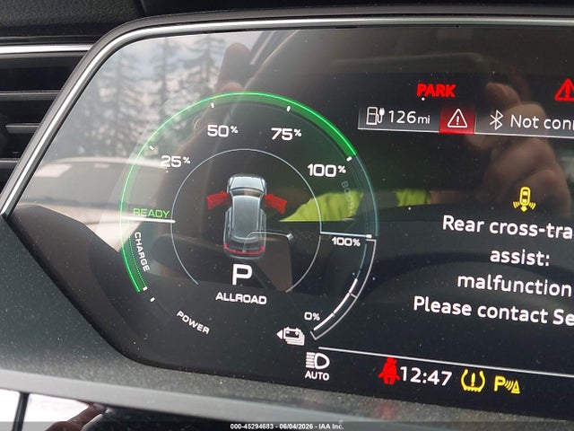 WA1AAAGE0NB007464 Audi E-tron Premium Quattro