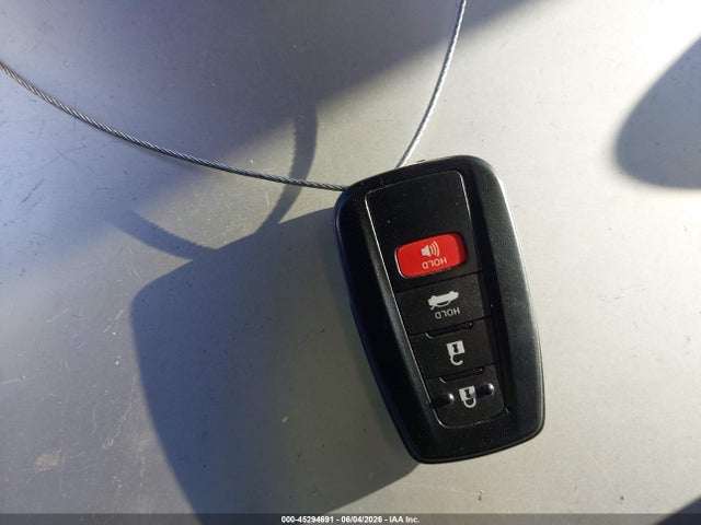 4T1B21HKXJU505192 Toyota Camry Hybrid Xle