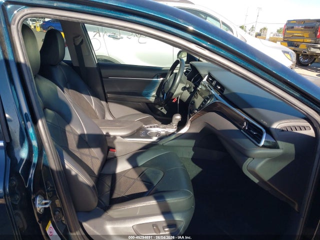 4T1B21HKXJU505192 Toyota Camry Hybrid Xle