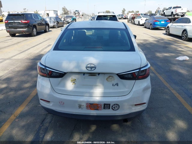 Scion IA 2016 3MYDLBZV0GY106601 Image 17