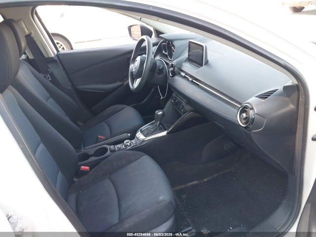Scion IA 2016 3MYDLBZV0GY106601 Image 5