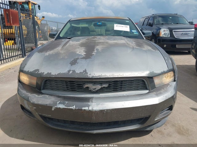 2011 Ford Mustang V6 Premium მანქანა იყიდება აუქციონზე, vin: 1ZVBP8AM5B5109738, აუქციონის ნომერი: 45294728