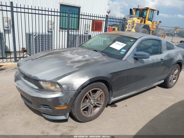 2011 Ford Mustang V6 Premium მანქანა იყიდება აუქციონზე, vin: 1ZVBP8AM5B5109738, აუქციონის ნომერი: 45294728