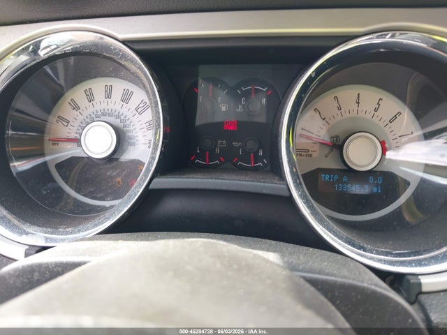 2011 Ford Mustang V6 Premium მანქანა იყიდება აუქციონზე, vin: 1ZVBP8AM5B5109738, აუქციონის ნომერი: 45294728
