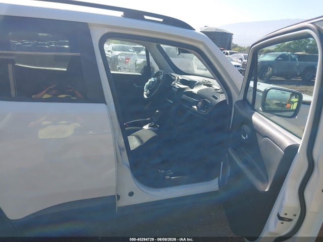 Продаж на аукціоні авто 2022 Jeep Renegade Sport 4x4, vin: ZACNJDA13NPN46243, номер лоту: 45294729
