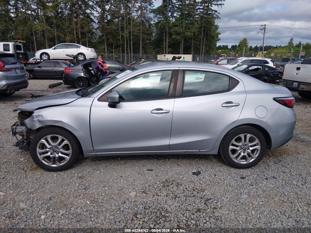 3MYDLBYV8HY184126 Toyota YARIS IA