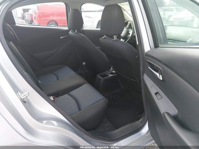 3MYDLBYV8HY184126 Toyota YARIS IA